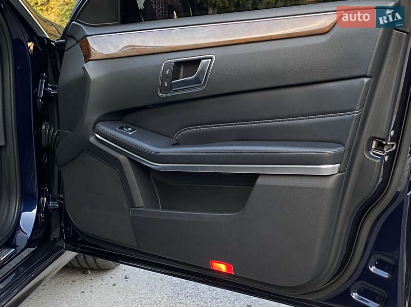 Универсал Mercedes-Benz E-Class 2014 в Виннице фото 20 Универсал Mercedes-Benz E-Class 2014 в Виннице