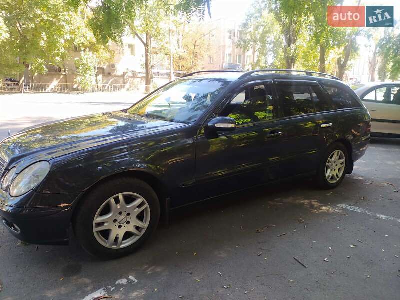Універсал Mercedes-Benz E-Class 2004 в Одесі