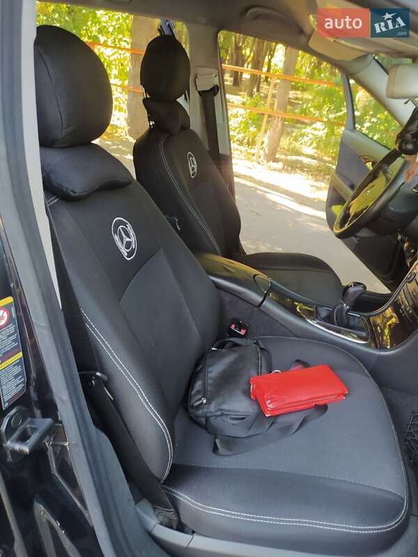 Універсал Mercedes-Benz E-Class 2004 в Одесі