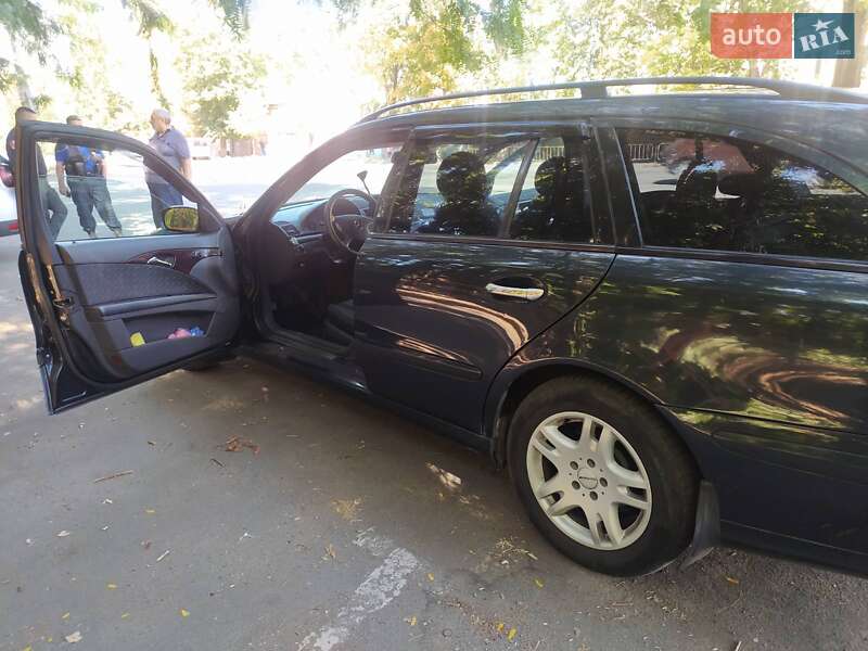 Універсал Mercedes-Benz E-Class 2004 в Одесі