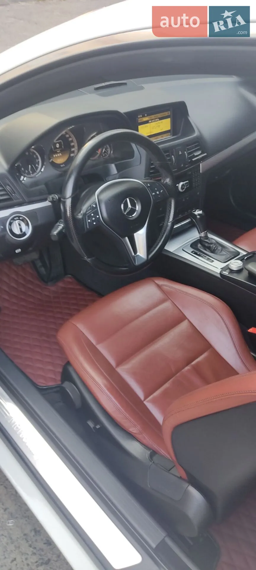 2011 Mercedes-Benz E-klasse - мініатюра 18