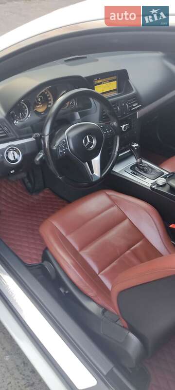 Купе Mercedes-Benz E-Class 2011 в Львові
