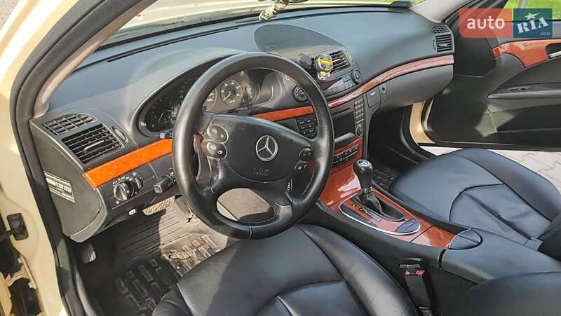 Универсал Mercedes-Benz E-Class 2009 в Калуше фото 19 Универсал Mercedes-Benz E-Class 2009 в Калуше