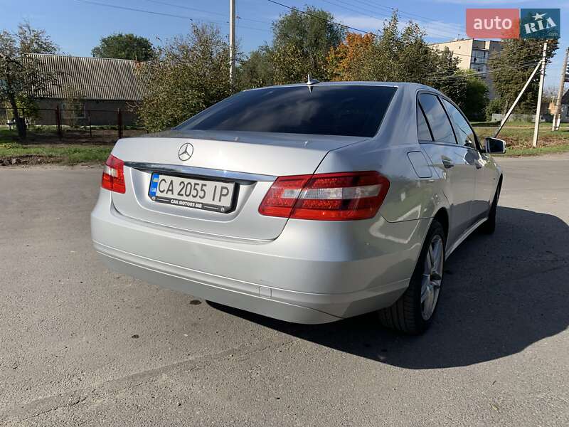 Седан Mercedes-Benz E-Class 2009 в Ватутіному