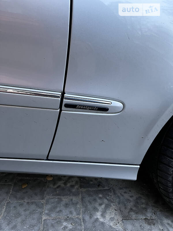 Седан Mercedes-Benz E-Class 2007 в Львові