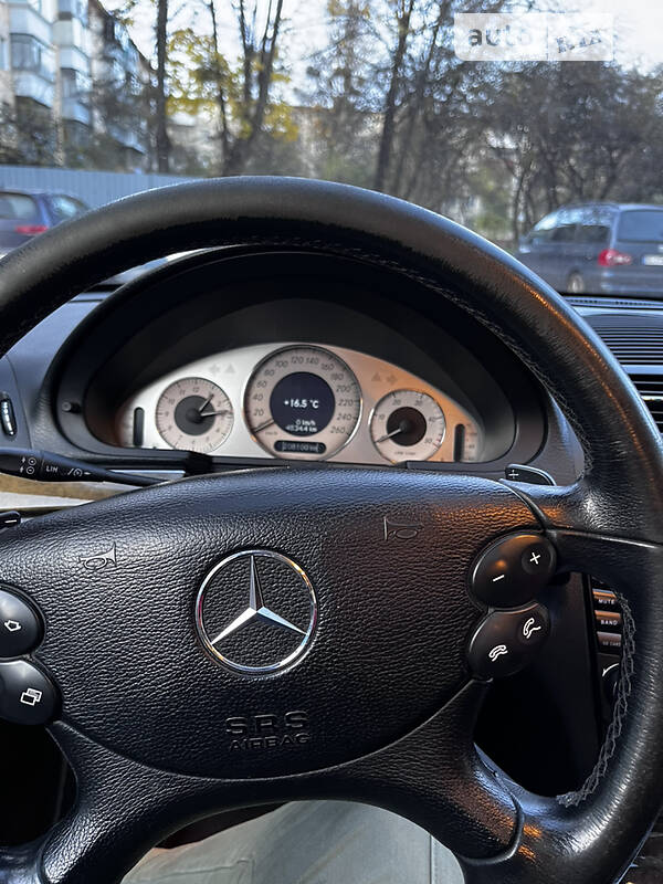 Седан Mercedes-Benz E-Class 2007 в Львові