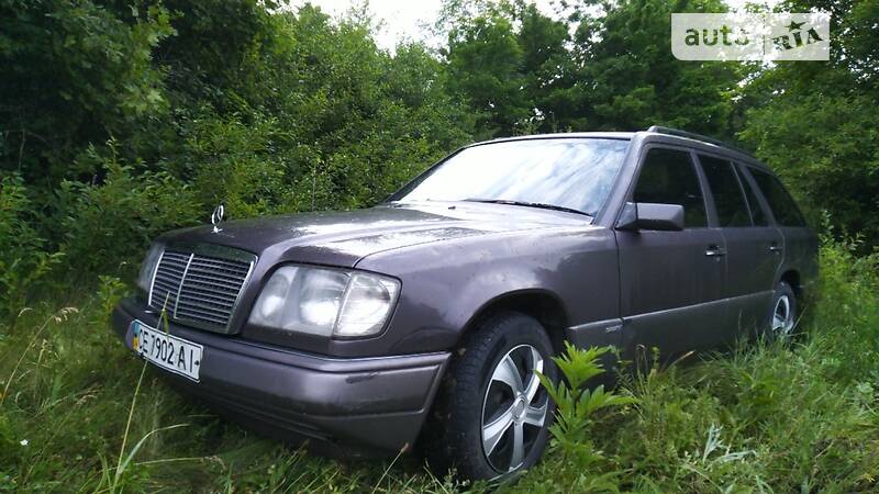Универсал Mercedes-Benz E-Class 1994 в 
