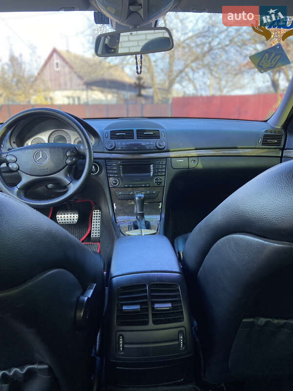 Седан Mercedes-Benz E-Class 2008 в Днепре