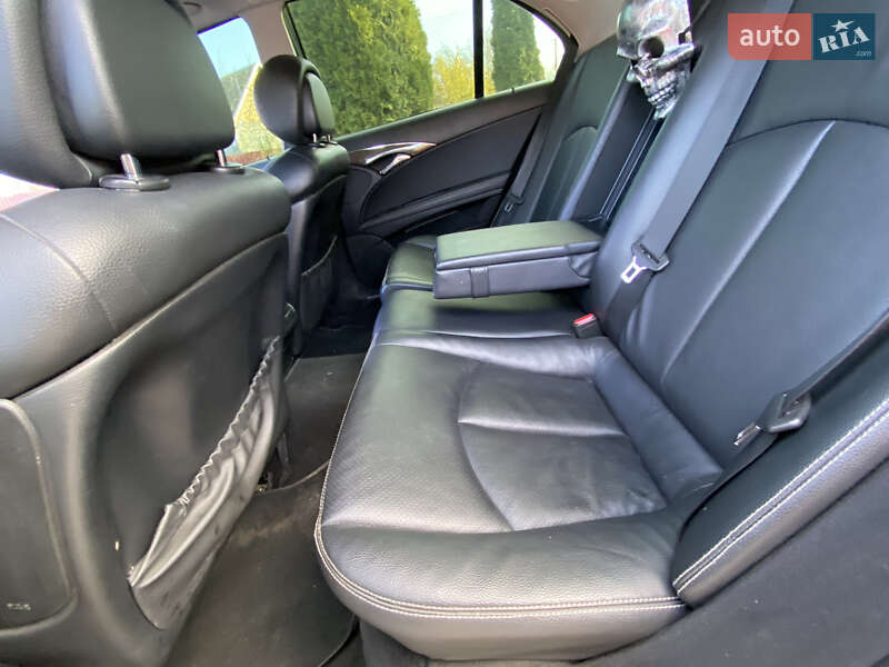 Седан Mercedes-Benz E-Class 2008 в Днепре