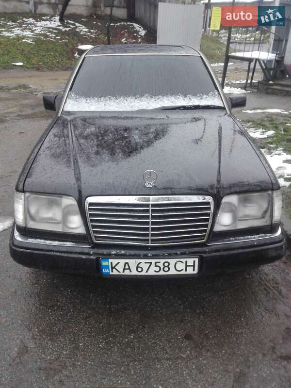 Mercedes-Benz E-Class 1995