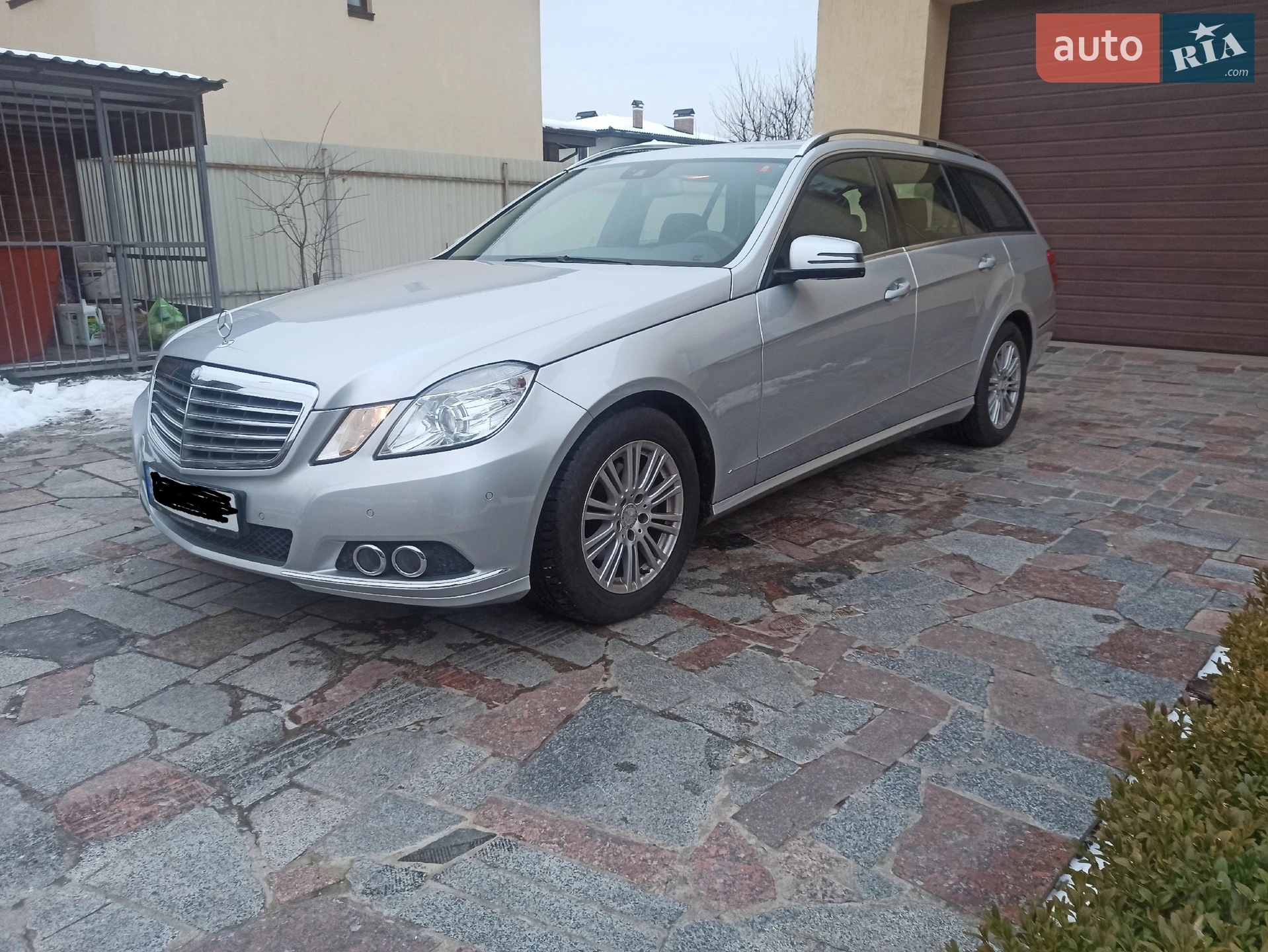 2011 Mercedes-Benz E-klasse - мініатюра 3