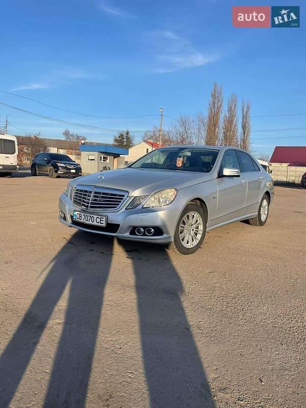 Седан Mercedes-Benz E-Class 2009 в Прилуках