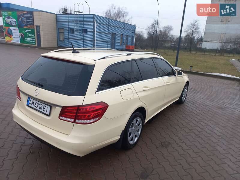 Универсал Mercedes-Benz E-Class 2013 в Житомире