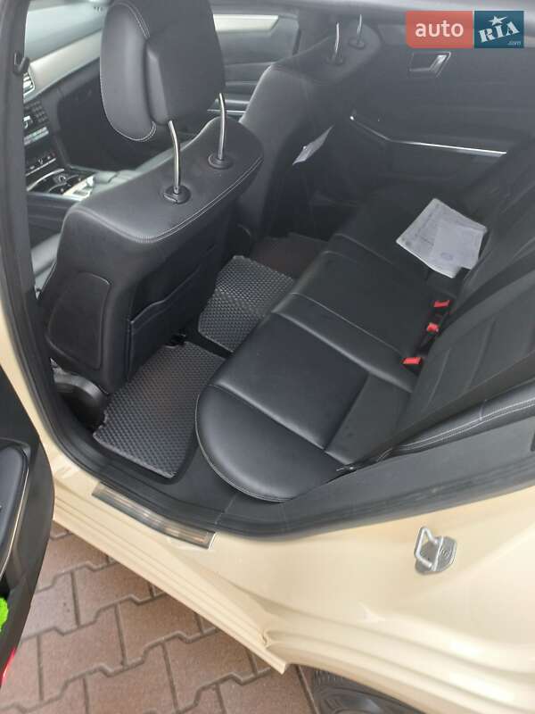 Универсал Mercedes-Benz E-Class 2013 в Житомире