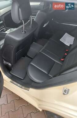 Универсал Mercedes-Benz E-Class 2013 в 