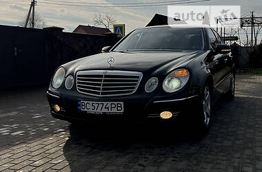 Седан Mercedes-Benz E-Class 2006 в Львове