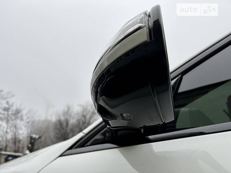 Седан Mercedes-Benz E-Class 2021 в Києві