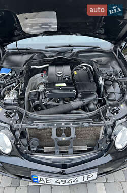 Седан Mercedes-Benz E-Class 2008 в Днепре