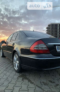 Седан Mercedes-Benz E-Class 2006 в Одессе