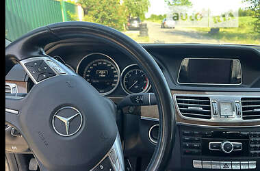 Седан Mercedes-Benz E-Class 2013 в Виннице