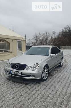 Седан Mercedes-Benz E-Class 2002 в Чернівцях