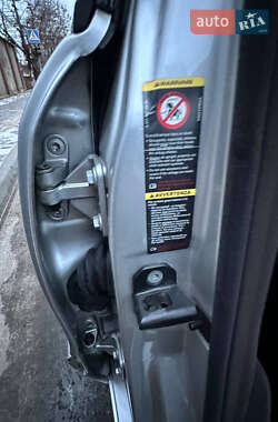 Седан Mercedes-Benz E-Class 2006 в 