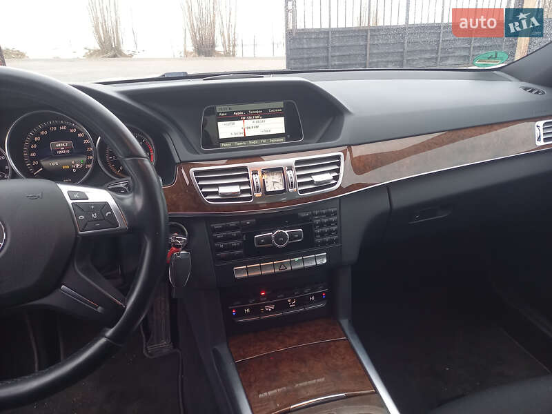 Универсал Mercedes-Benz E-Class 2014 в Луцке