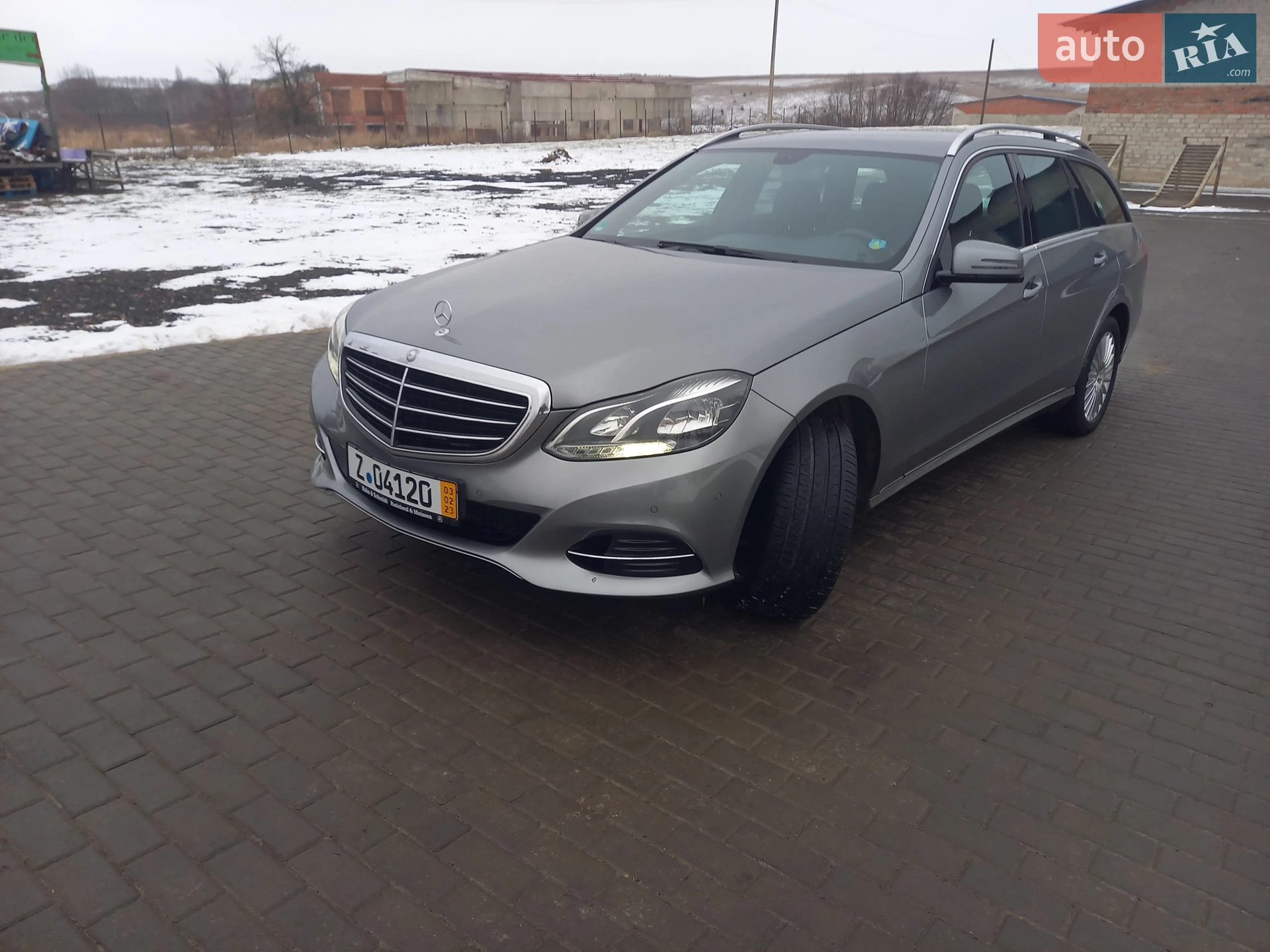 2014 Mercedes-Benz E-klasse - фото 1