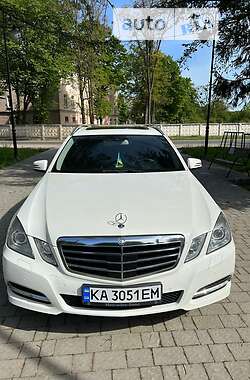 Универсал Mercedes-Benz E-Class 2011 в Бродах