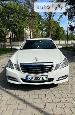 Універсал Mercedes-Benz E-Class 2011 в Бродах