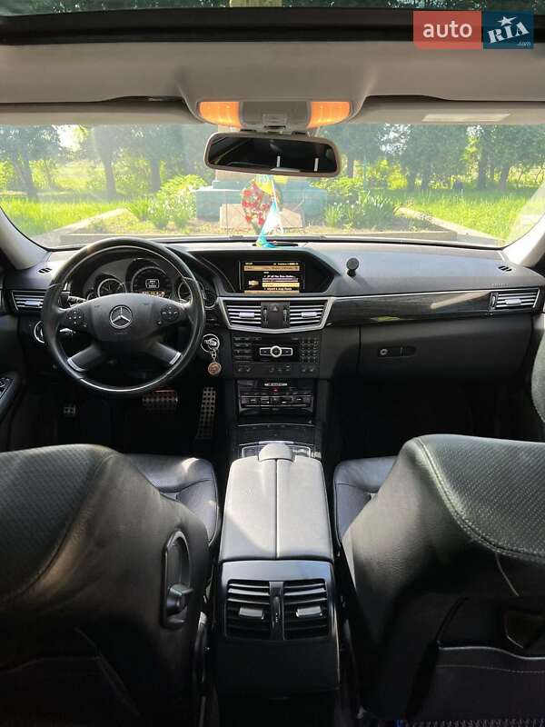 Універсал Mercedes-Benz E-Class 2011 в Бродах