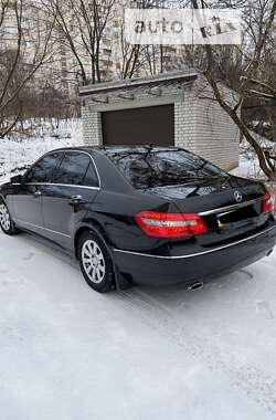 Седан Mercedes-Benz E-Class 2010 в Харькове