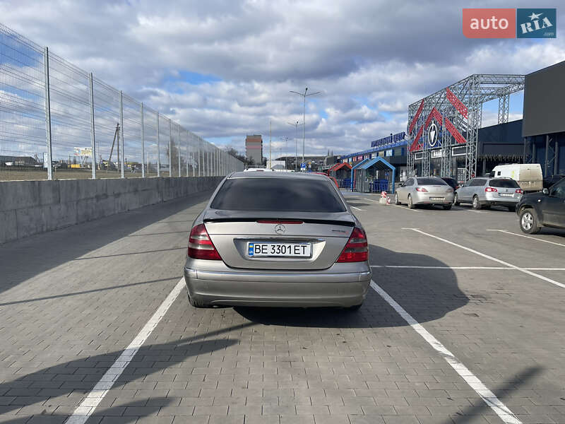 Седан Mercedes-Benz E-Class 2004 в Первомайске