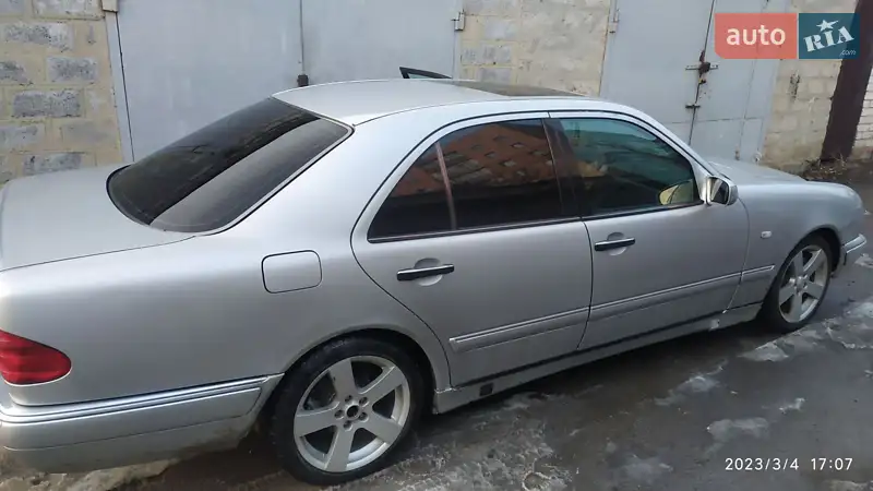 Mercedes-Benz E-Class 1996 VIN WDB2100551A071774 фото оголошення 11 з 46