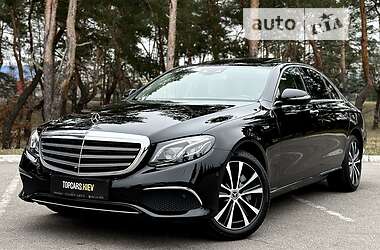 Седан Mercedes-Benz E-Class 2018 в 