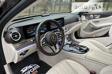 Седан Mercedes-Benz E-Class 2018 в 