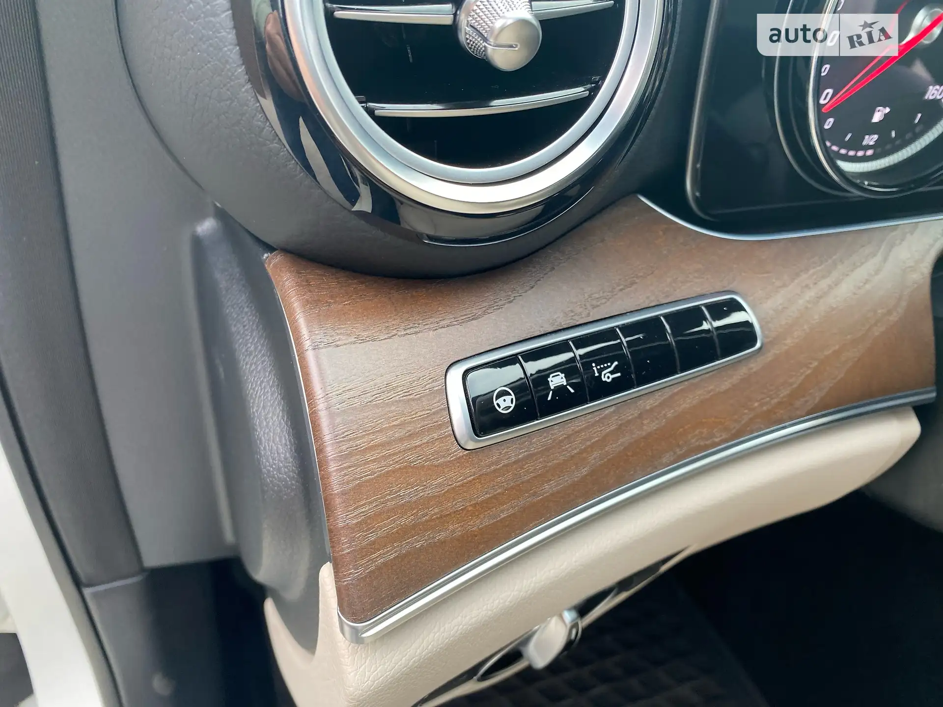 2016 Mercedes-Benz E-klasse - мініатюра 10