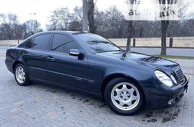 Седан Mercedes-Benz E-Class 2002 в Одесі