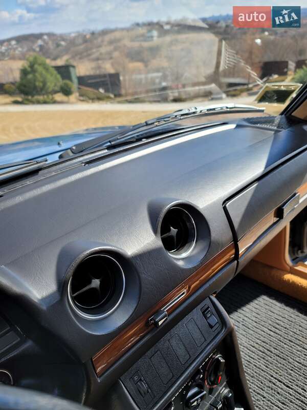 Седан Mercedes-Benz E-Class 1984 в Києві