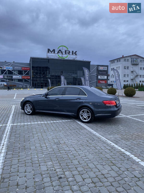 Седан Mercedes-Benz E-Class 2014 в Львове