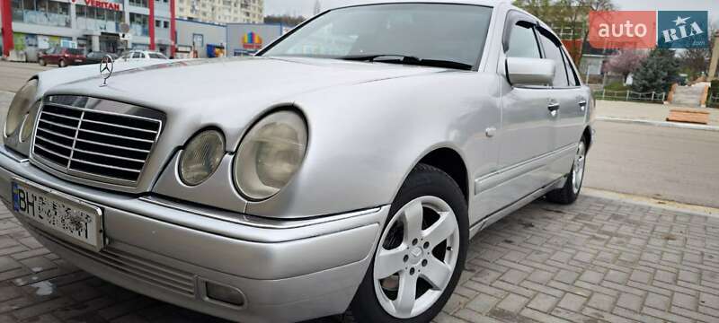Mercedes-Benz E-Class 1998