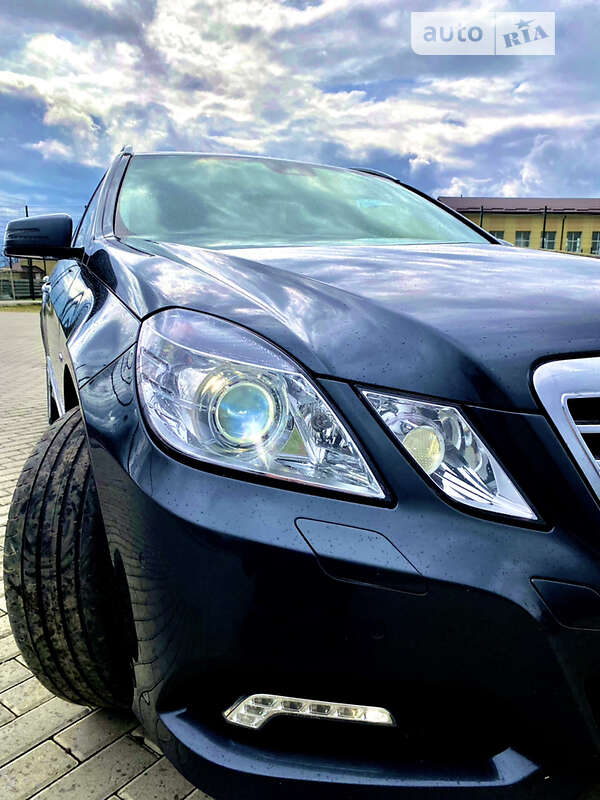 Універсал Mercedes-Benz E-Class 2010 в Бучачі