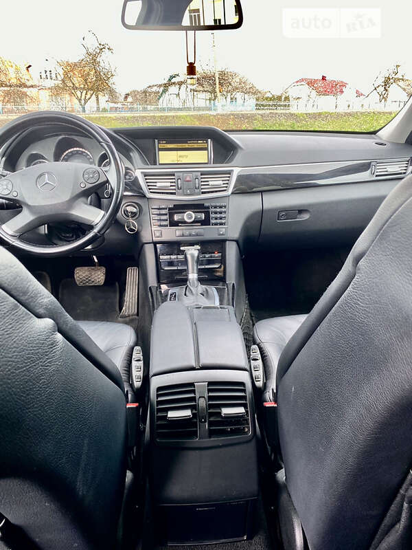 Універсал Mercedes-Benz E-Class 2010 в Бучачі