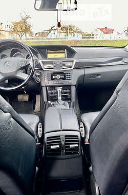 Универсал Mercedes-Benz E-Class 2010 в 