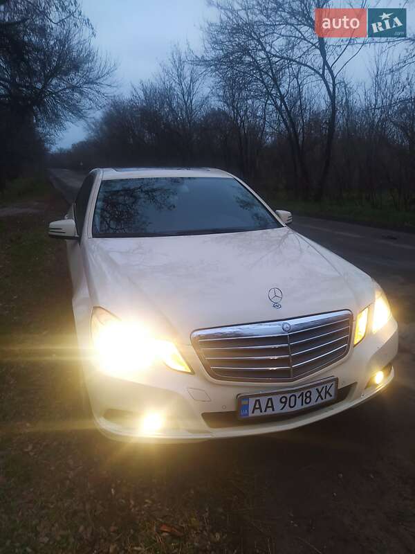 Седан Mercedes-Benz E-Class 2010 в Костянтинівці (Краматорського району)