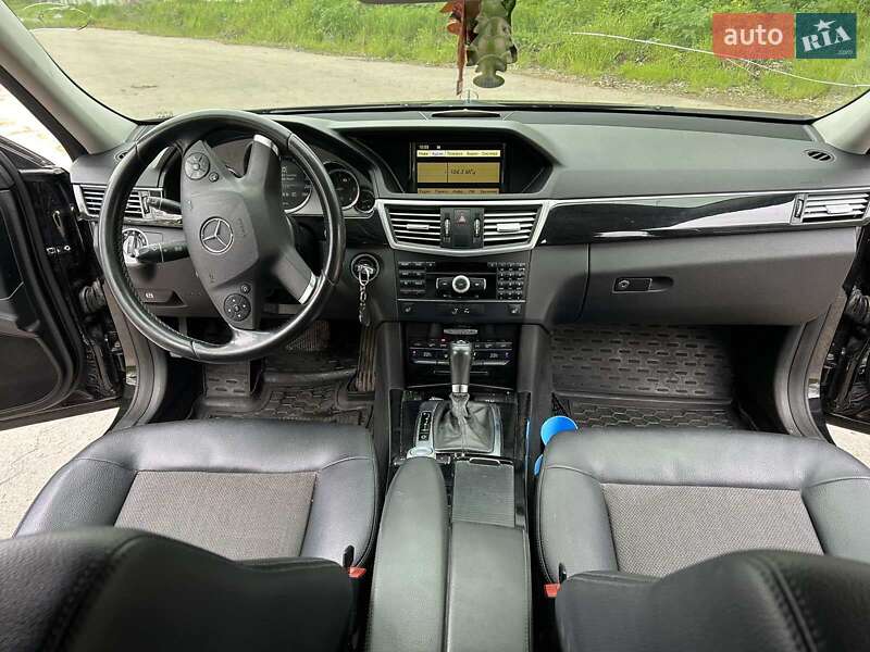 Седан Mercedes-Benz E-Class 2011 в Білій Церкві