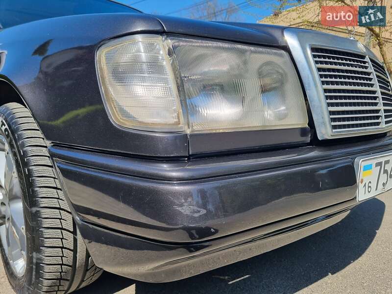 Седан Mercedes-Benz E-Class 1989 в Одессе фото 5 Седан Mercedes-Benz E-Class 1989 в Одессе