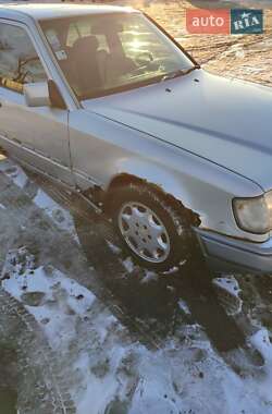Седан Mercedes-Benz E-Class 1995 в 