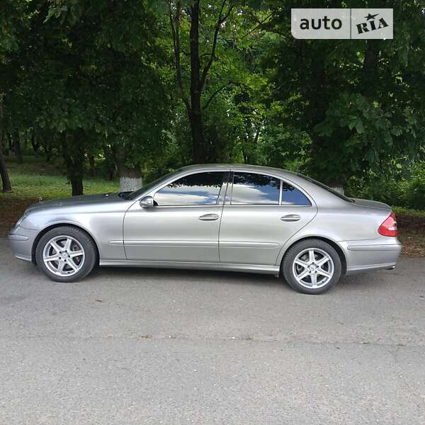 Седан Mercedes-Benz E-Class 2003 в Кропивницком