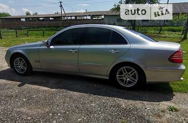 Седан Mercedes-Benz E-Class 2003 в 